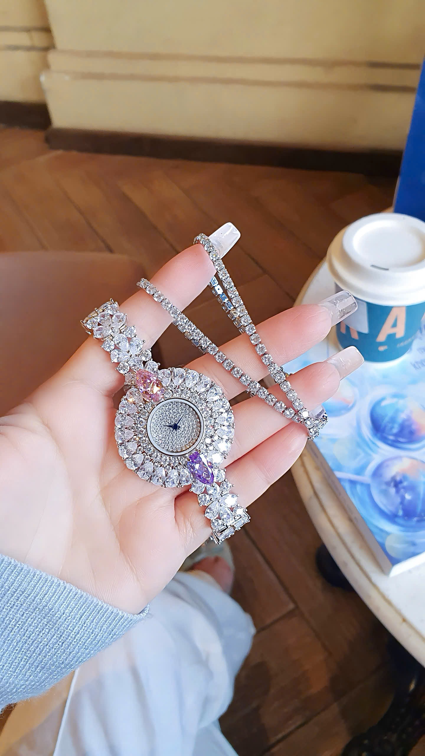 F0022IMG_1700 Đồng hồ nữ Funmei F0022 chính hãng